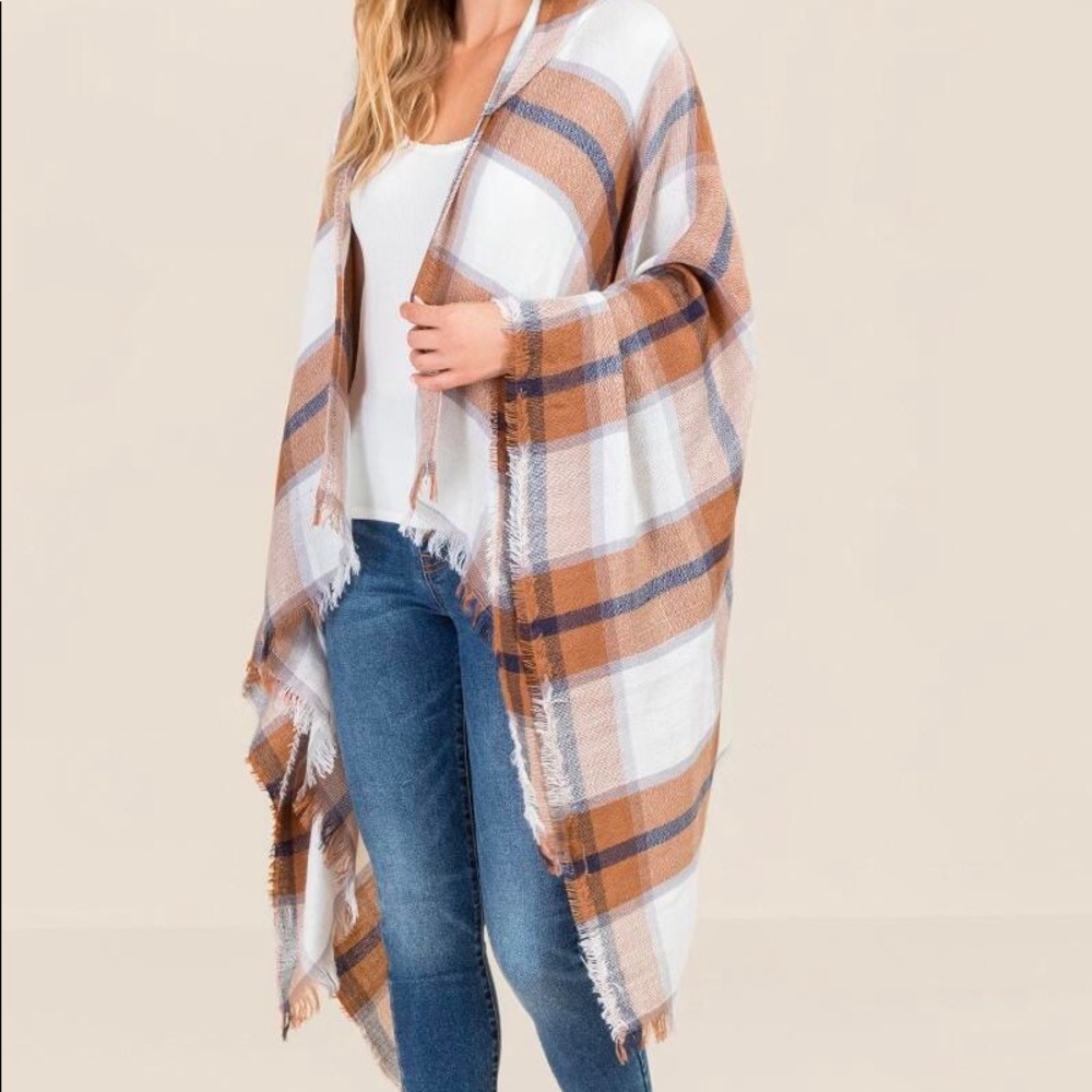 Francesca’s Hazel Plaid Hood Ruana (Poncho)